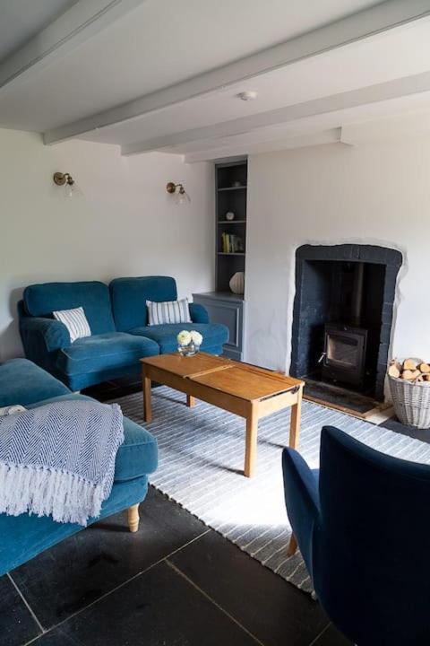 Charlestown Cottage, Woodburner, Gardens & Parking ภายนอก รูปภาพ